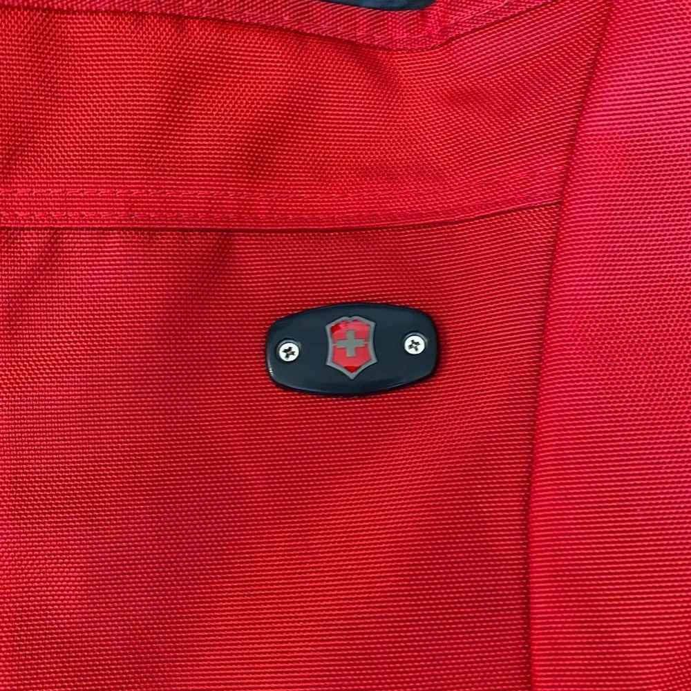 Victorinox Red Swiss Army Carry All Tote Red & Black